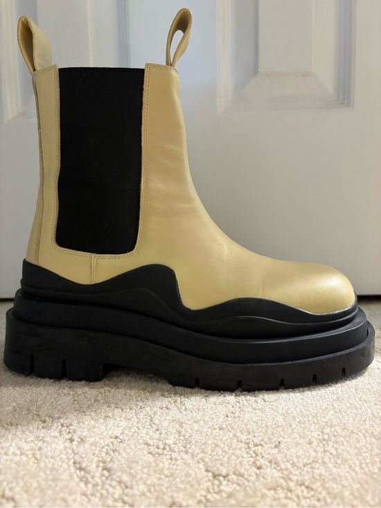 Alias Mae Shoes - Alias Mae Cream Chelsea Lug Boots with Black Sole